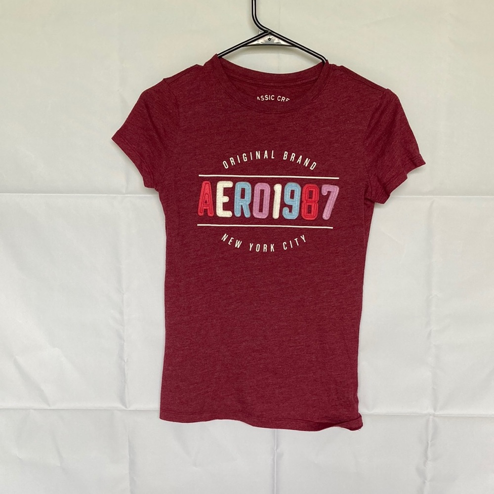Maroon Aéropostale (S) T-shirt